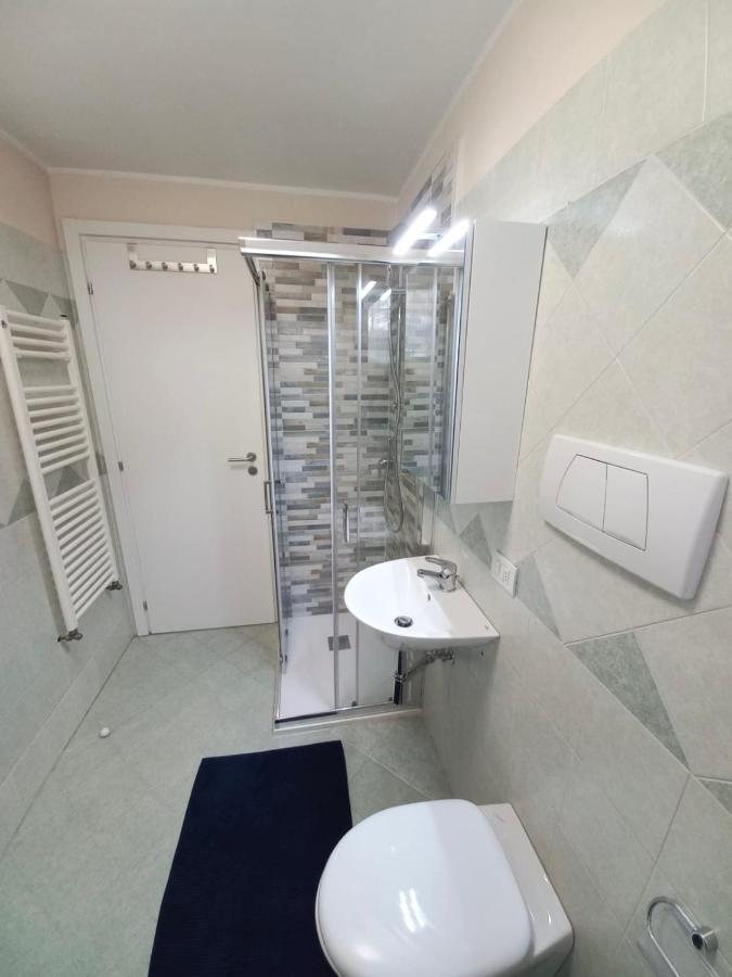 Vicolo 11 Apartment Calmasino Ngoại thất bức ảnh